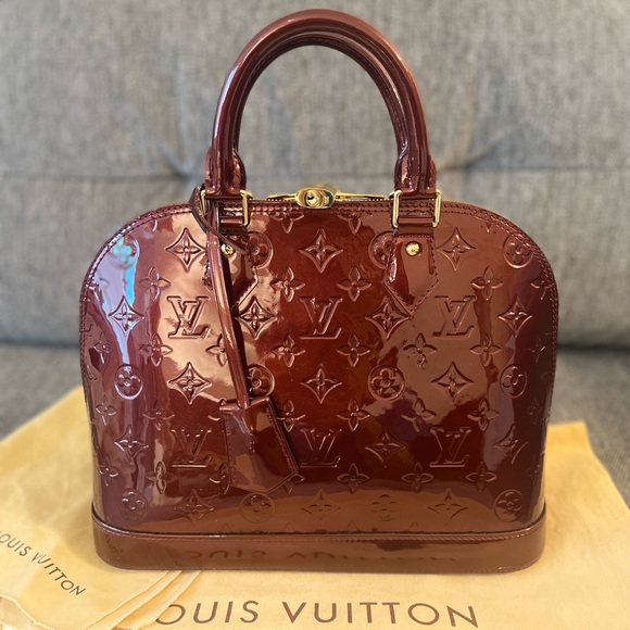 Authentic Louis Vuitton Alma PM - Picture 2 of 6